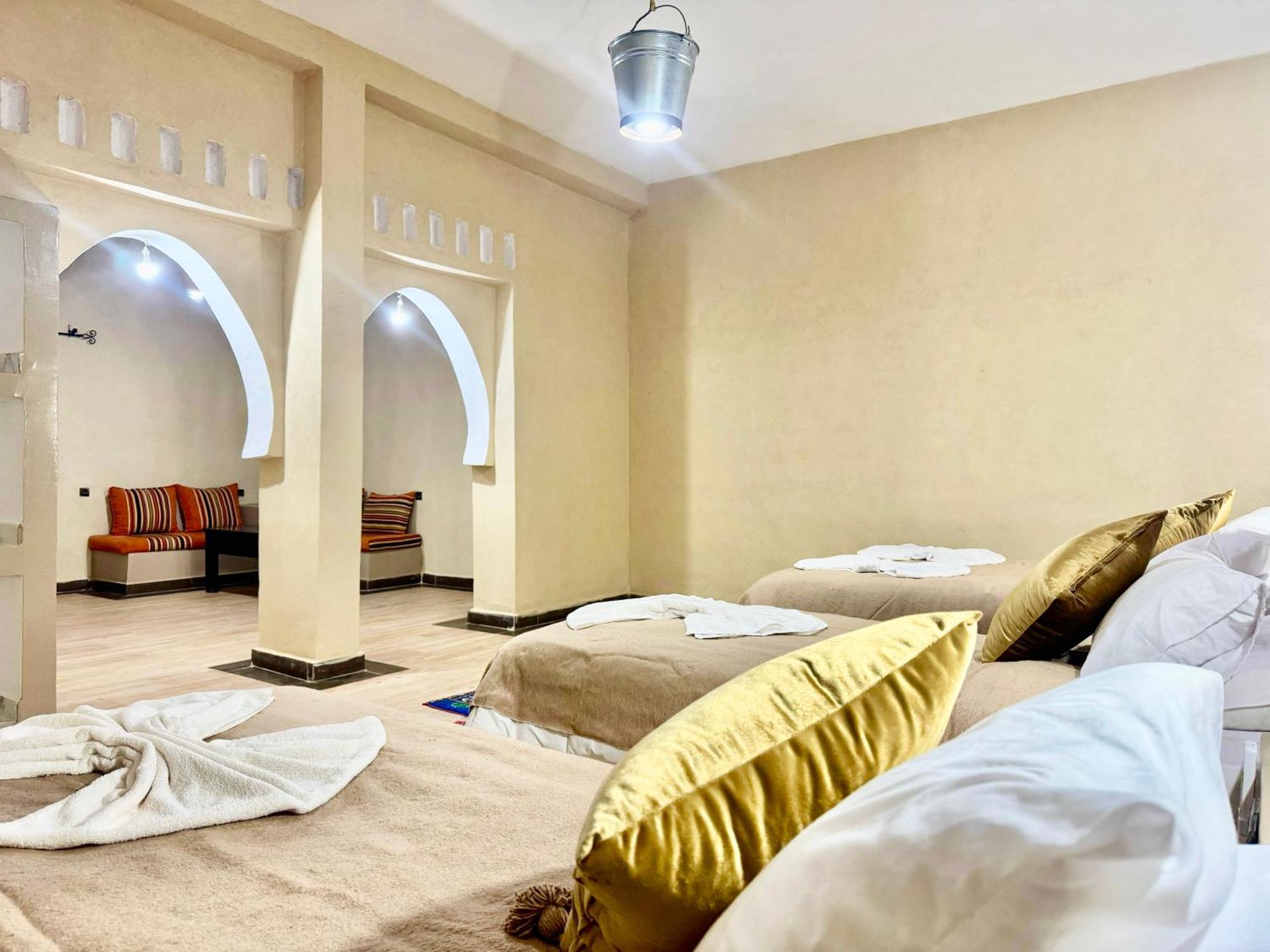 Riad Kasbah Le Touareg Merzouga Bagian luar foto
